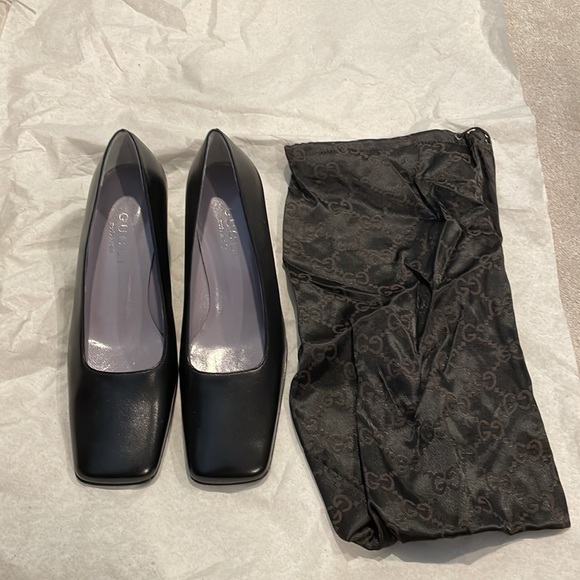 NWOT Gucci square toe pumps with block heel and patent black accents - Picture 11 of 12